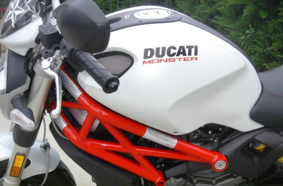 2011 Ducati Monster 796 Pearl White